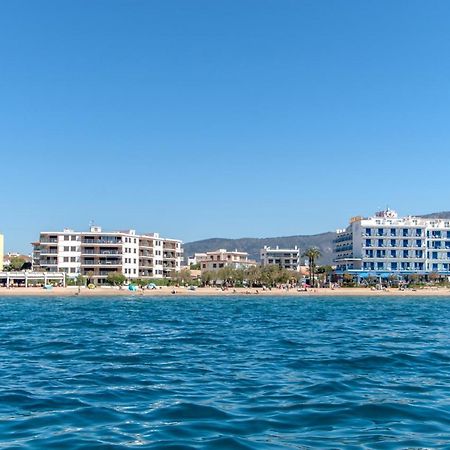 Atico Con Vista Mar. 50 M De La Playa - Casa Nova 13 Lejlighed Roses Eksteriør billede