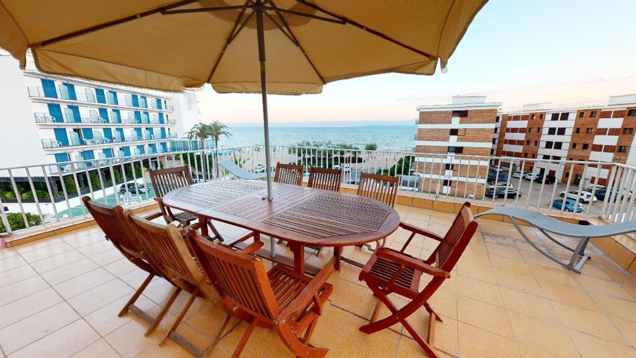 Atico Con Vista Mar. 50 M De La Playa - Casa Nova 13 Lejlighed Roses Eksteriør billede