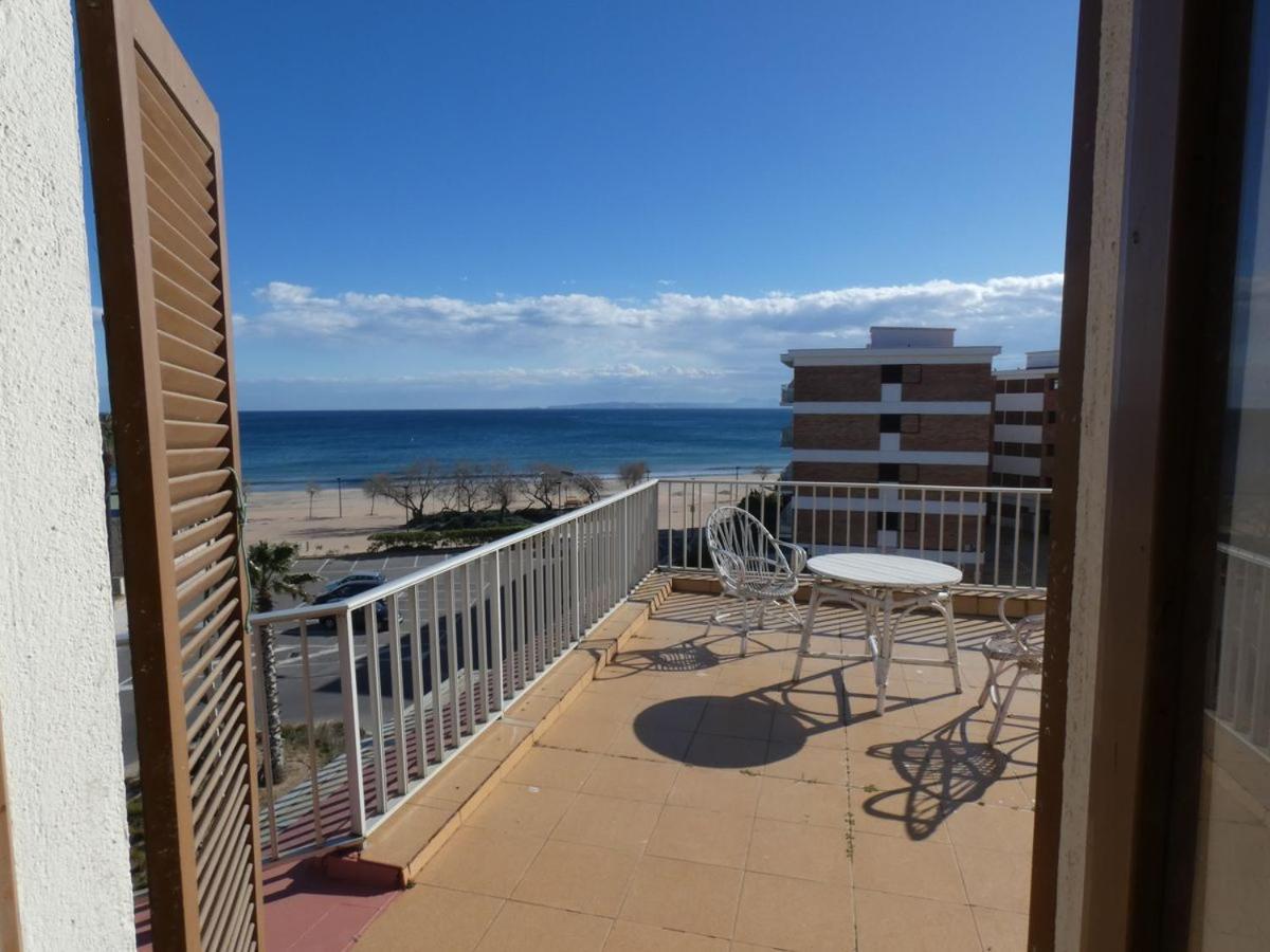 Atico Con Vista Mar. 50 M De La Playa - Casa Nova 13 Lejlighed Roses Eksteriør billede