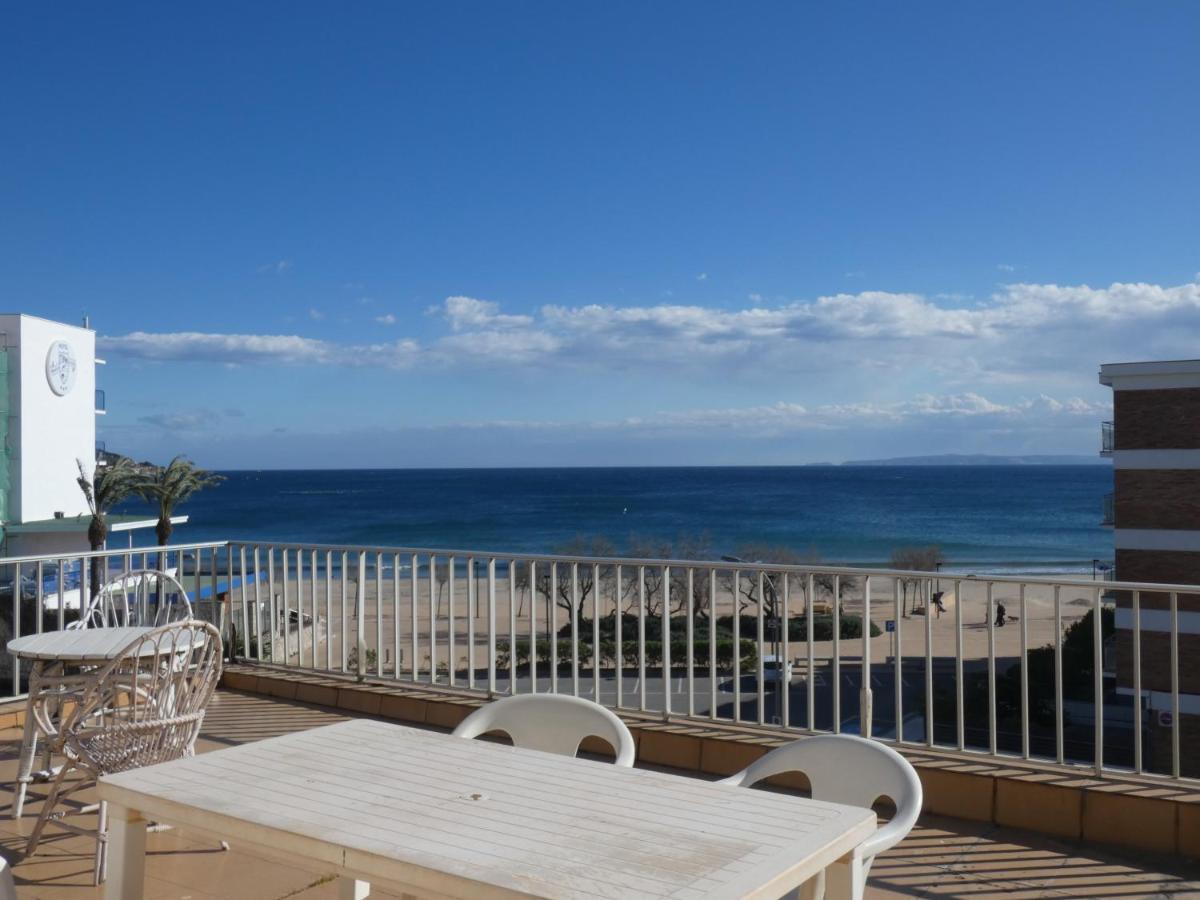 Atico Con Vista Mar. 50 M De La Playa - Casa Nova 13 Lejlighed Roses Eksteriør billede